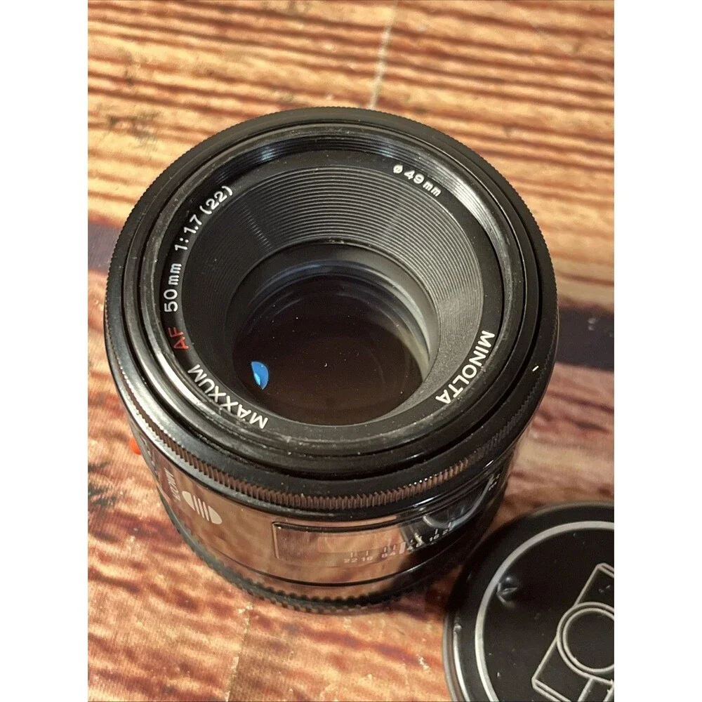 Minolta AF 50mm 1:1.7 Lens Maxxum 35mm SLR Film Lens W/ Caps - TESTED